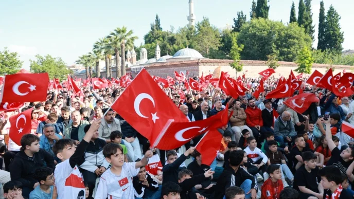 Gebze 'Bizim Çocuklar'ı tek yürek izledi