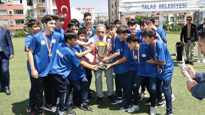 Geleceğin yıldızları Kayseri Talas'ta yetişecek