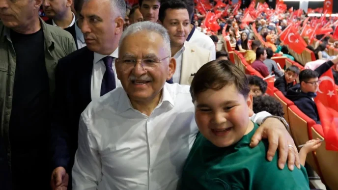 GENÇ KAYMEK'lilere sınav motivasyonu semineri
