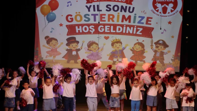 İstanbul'da Maltepe Belediyesi’nin kreşlerinde yılsonu heyecanı