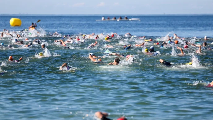 İstanbul Florya Sahili’nde Triatlon heyecanı