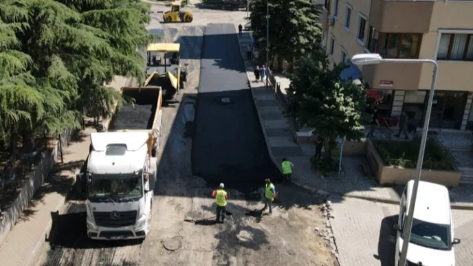 İstanbul Maltepe’de asfalt çalışmaları hızlandı