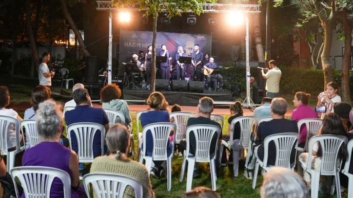 İstanbul Maltepe’de Nazım Hikmet anması