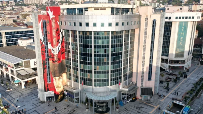 İzmit Belediyesi’nden otel ve konaklama tesislerine yangın güvenliği uyarısı