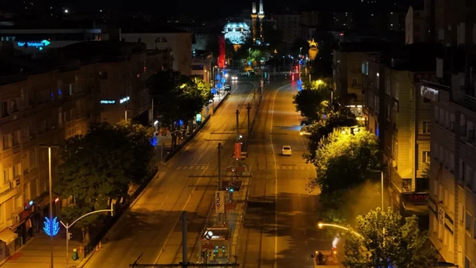 Kayseri Büyükşehir'de gece mesaisi