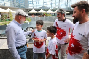 Kayseri Kocasinan'da baba ile çocuk satran çta buluştu