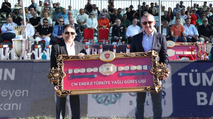Kocaeli'de başpehlivan altın kemeri Feyzullah Aktürk'ün oldu