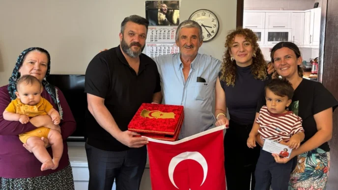 Kocaeli İzmit'te Kıbrıs gazilerine anlamlı ziyaret