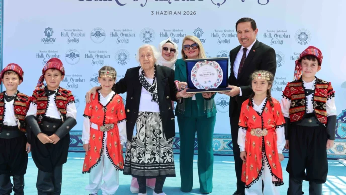 Konya Karatay’da kültürel miras halk oyunlarıyla yaşatıldı