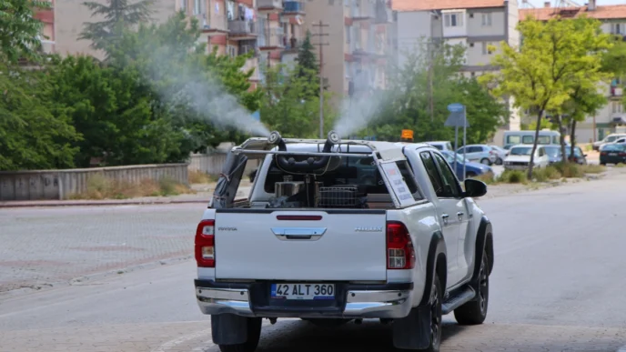 Konya Selçuklu'da ilaçlama çalışmaları sürüyor