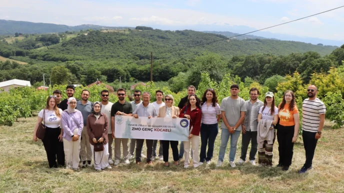 KOÜ öğrencileri İpekböceği Kozaevi’nde üretim sürecini yerinde inceledi