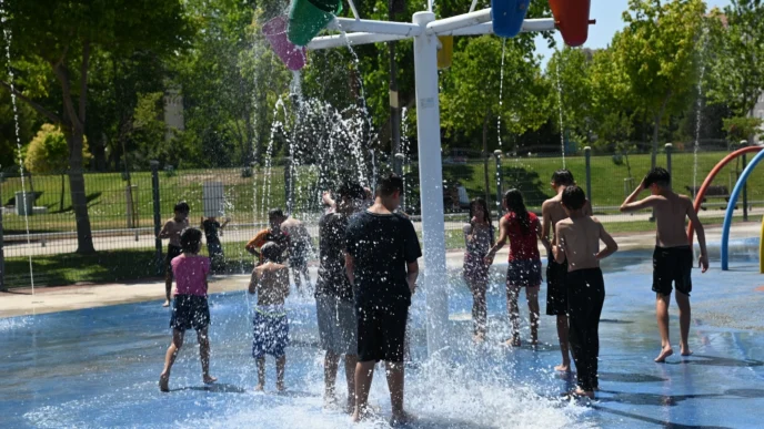 Manisa Büyükşehir'den 'Fresh Park' serinliği