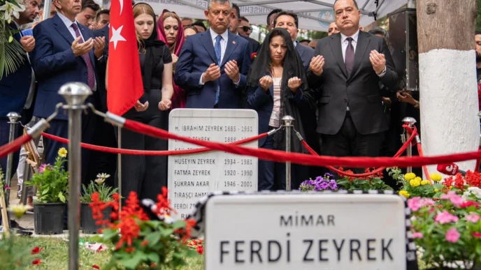 Manisa'da merhum Başkan dualarla anıldı
