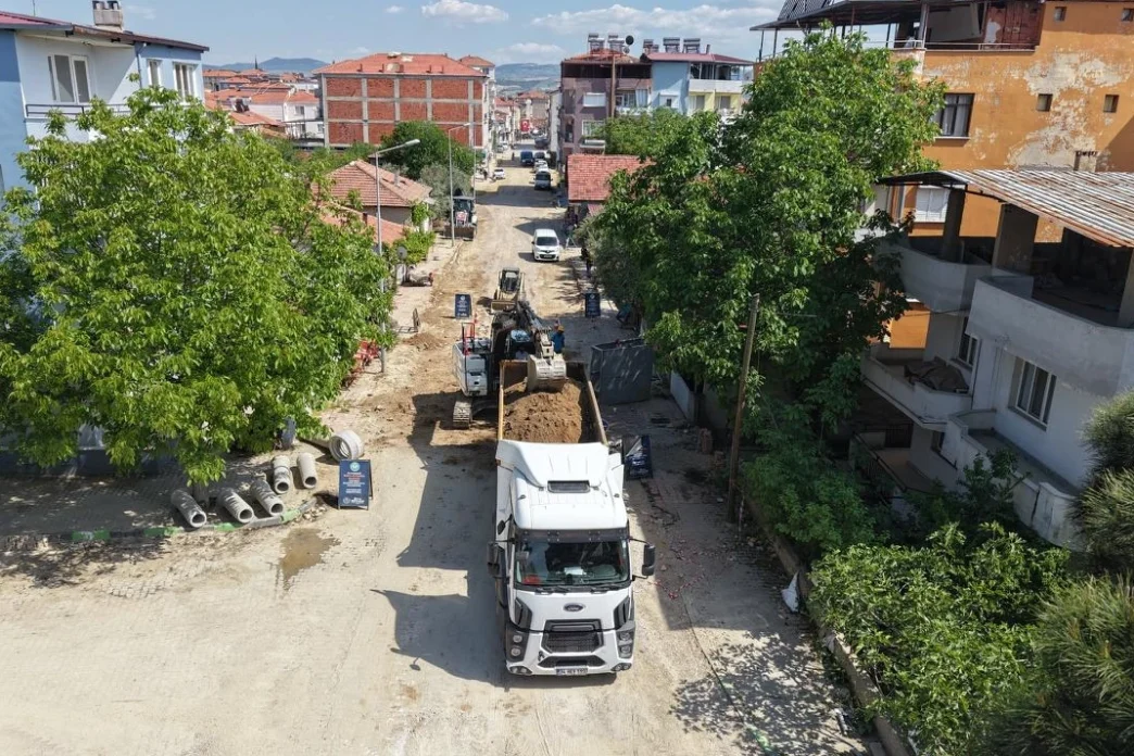 Manisa Köprübaşı’nda yıllardır beklenen altyapıya neşter