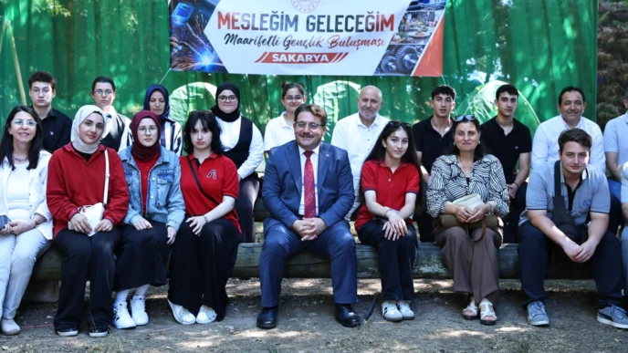 Sakarya'da "Mesleğim Geleceğim, Marifetli Gençlik Buluşması" Macera Park’ta gerçekleştirildi