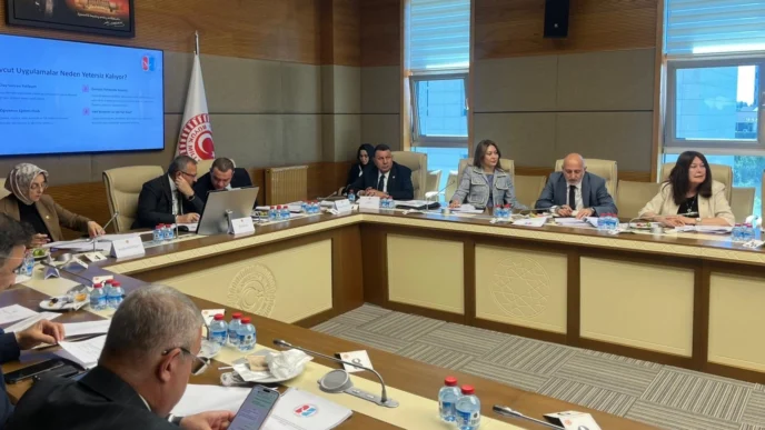 TBMM Komisyonu çocukların dijital riskleri ve eğitim politikalarını masaya yatırdı