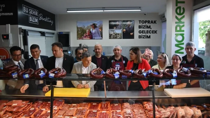 Tek Market ağı büyüyor, 7'nci şube Saray'da açıldı