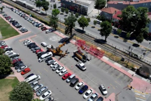 Sakarya’da tarihi gün Dev vinçlerin kurulumu başladı
