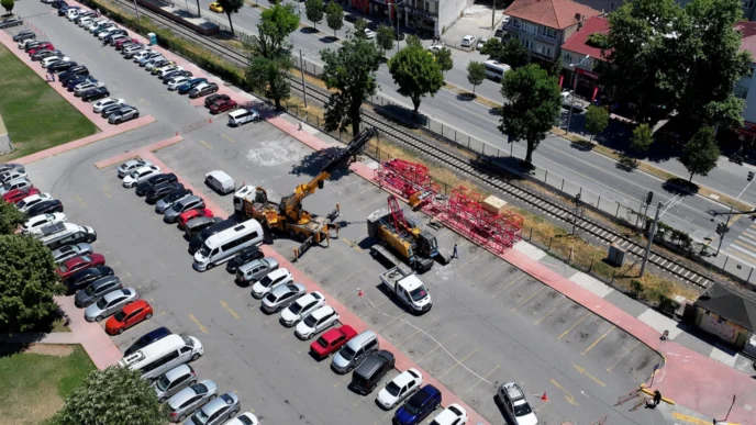 Sakarya’da tarihi gün Dev vinçlerin kurulumu başladı