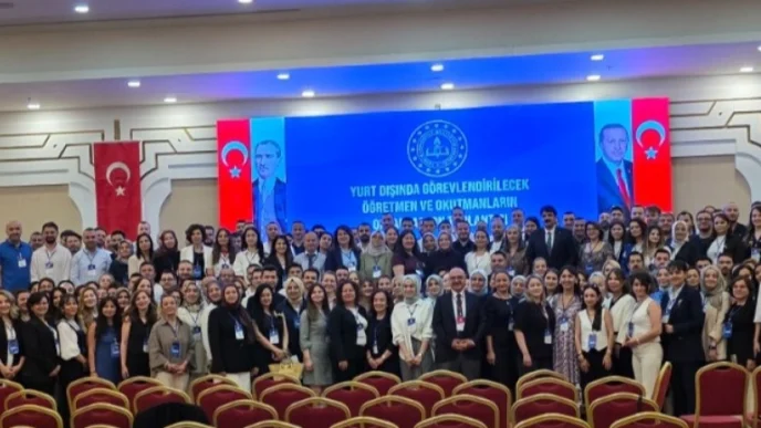 MEB'de yurt dışında görev yapacak öğretmenlere hazırlık eğitimi