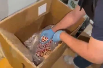 Ankara'da 358 bin hap üretilebilecek ham madde ele geçirildi