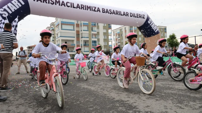 Bisiklet yarışı nefes kesti
