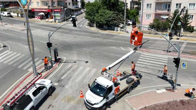 Güvenli yolculuk için Büyükşehir mesaide