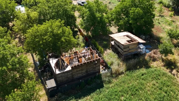 İnegöl Belediyesi’nden Çitli’de 16 kaçak yapıya müdahale