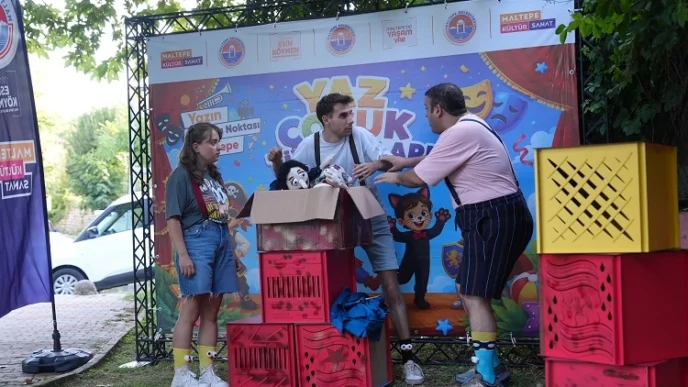 Maltepe’de yaz çocuk tiyatroları her mahallede