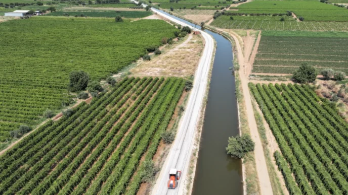 Manisa Turgutlu’da yollar daha güvenli ve konforlu hale geliyor