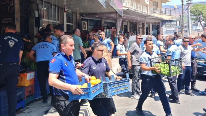Sokak işgaline şok denetim! Zabıta affetmedi