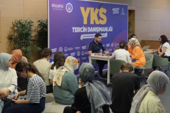 Yıldırım Belediyesi üniversite tercih sürecinde gençlerin yanında
