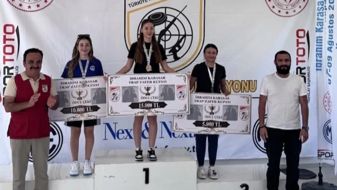 Kağıtspor’da başarı rüzgârı