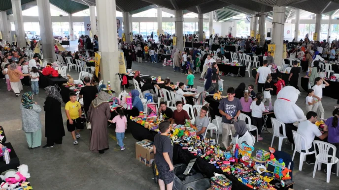 Konya’da çocuklardan paylaşım ve dayanışma pazarı