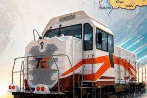 Yerli lokomotif DE 10000 Tanzanya yolcusu